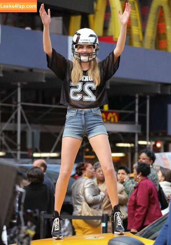 Cara Delevingne / CaraDelevingneOfficialPage / caradelevingne / https: слитое фото фото #1149