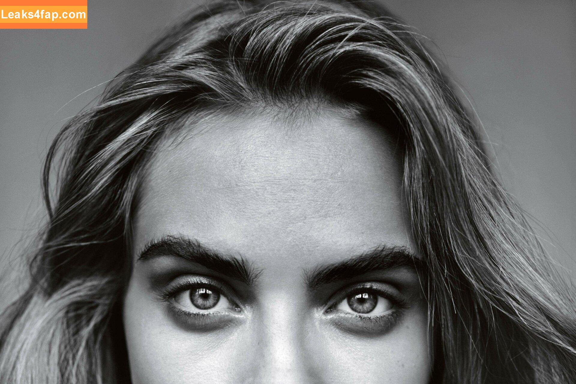 Cara Delevingne / CaraDelevingneOfficialPage / caradelevingne / https: слитое фото фото #1202