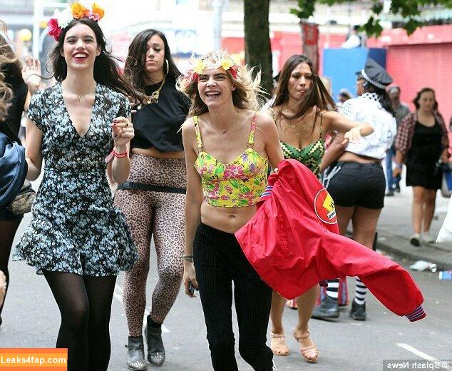 Cara Delevingne / CaraDelevingneOfficialPage / caradelevingne / https: слитое фото фото #1230