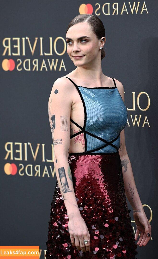 Cara Delevingne / CaraDelevingneOfficialPage / caradelevingne / https: leaked photo photo #1317