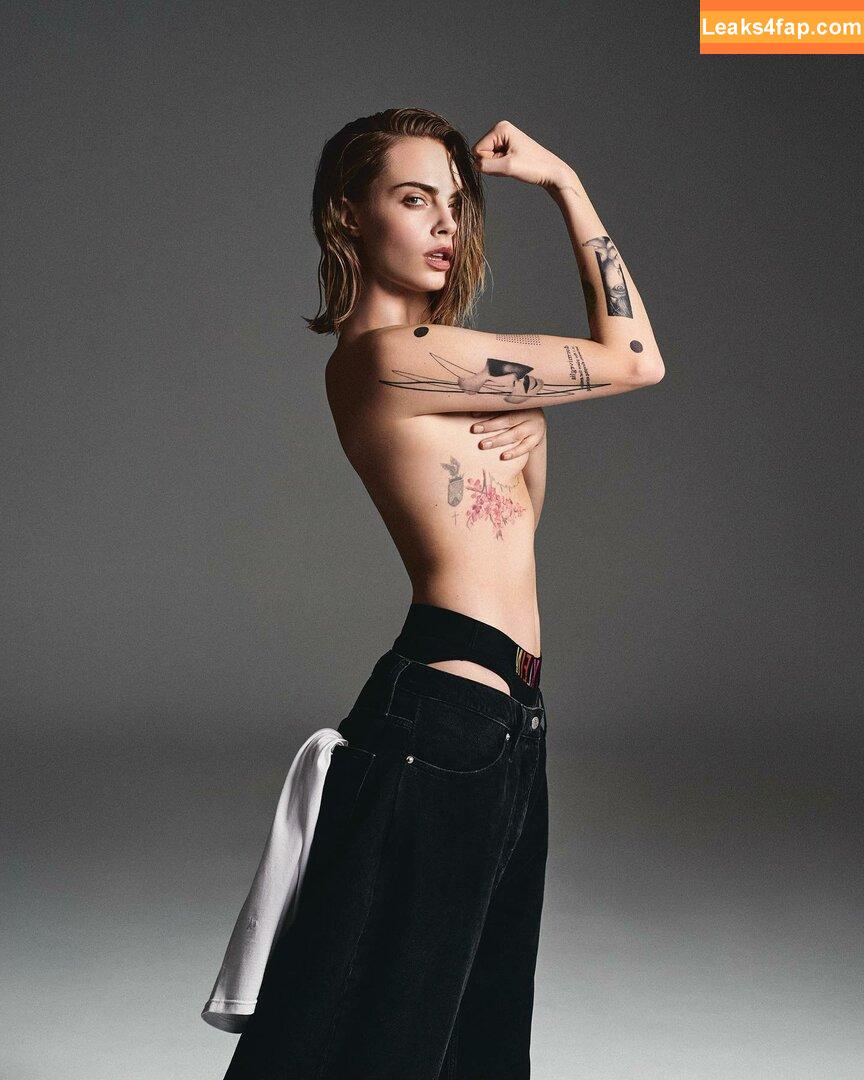 Cara Delevingne / CaraDelevingneOfficialPage / caradelevingne / https: слитое фото фото #1458