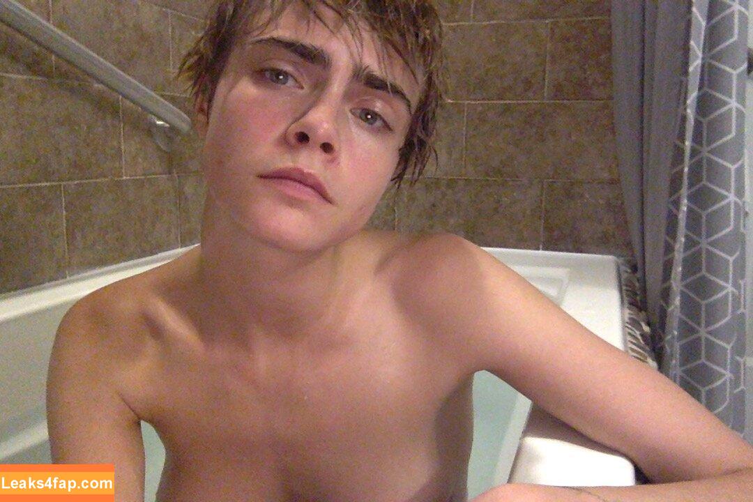 Cara Delevingne / caradelevingne leaked photo photo #1904