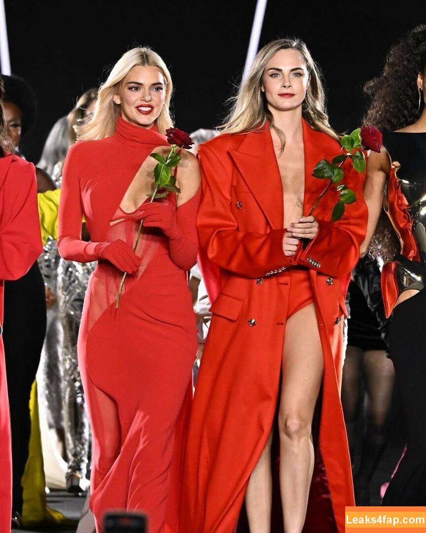 Cara Delevingne / caradelevingne / jeff__sacks leaked photo photo #1978