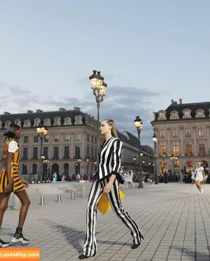 Cara Delevingne фото #1611