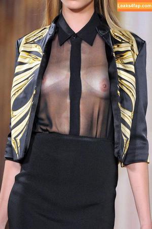 Cara Delevingne photo #1833