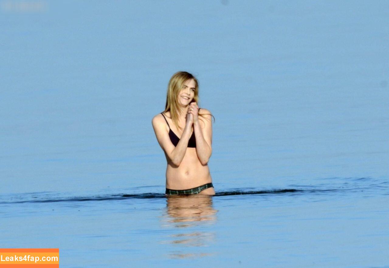 Cara Delevingne / caradelevingne leaked photo photo #2284