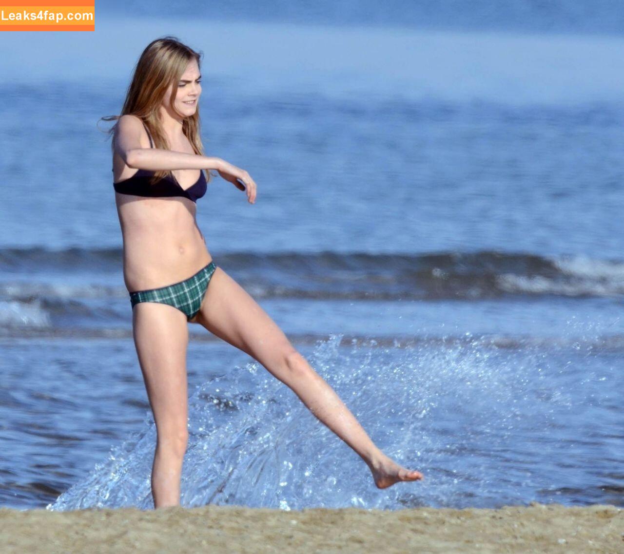 Cara Delevingne / caradelevingne leaked photo photo #2287
