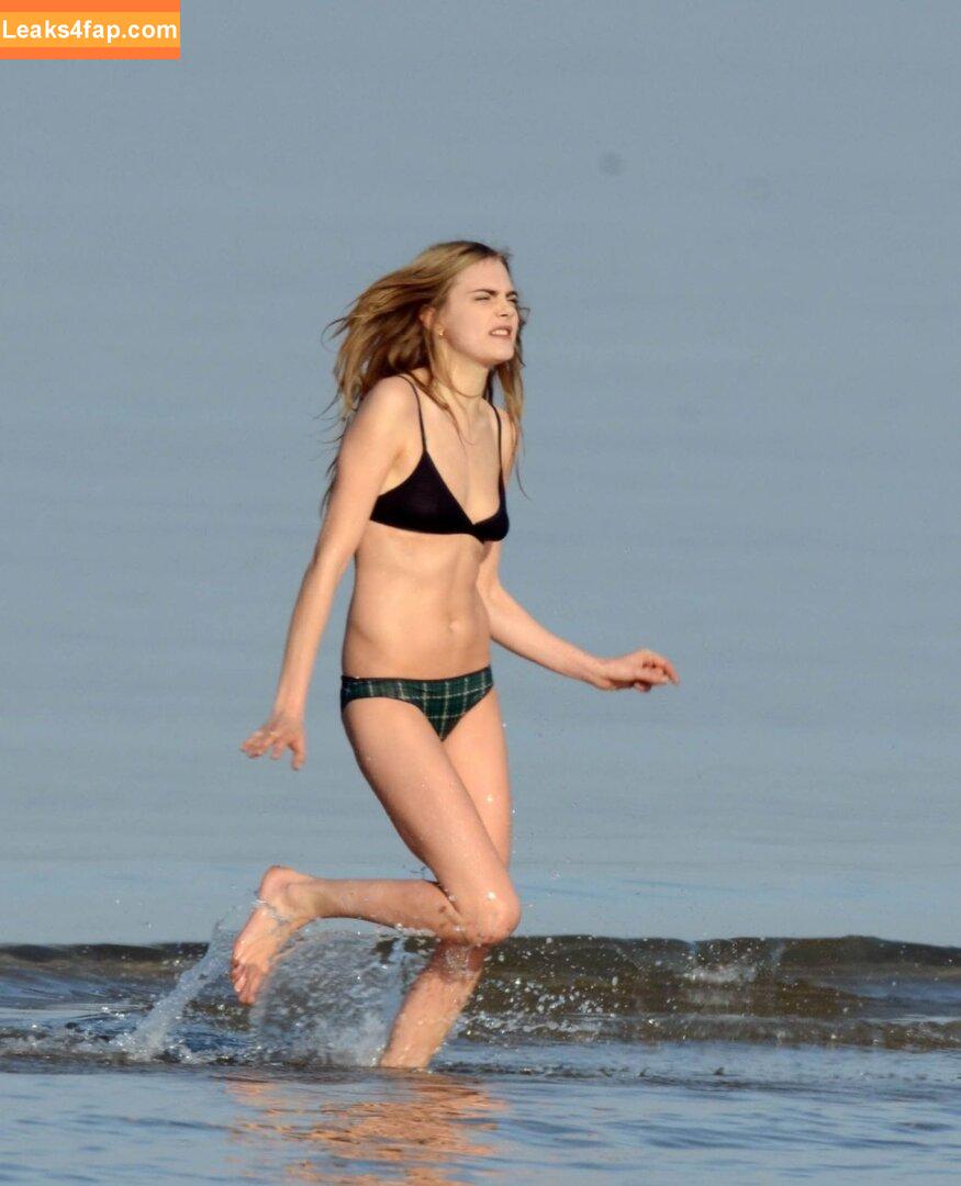 Cara Delevingne / caradelevingne leaked photo photo #2289