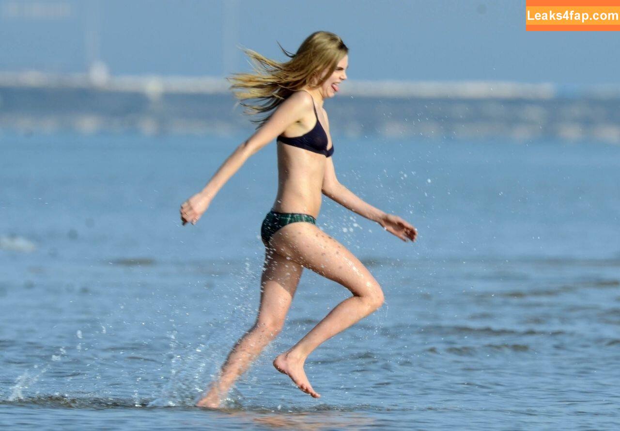 Cara Delevingne / caradelevingne leaked photo photo #2297