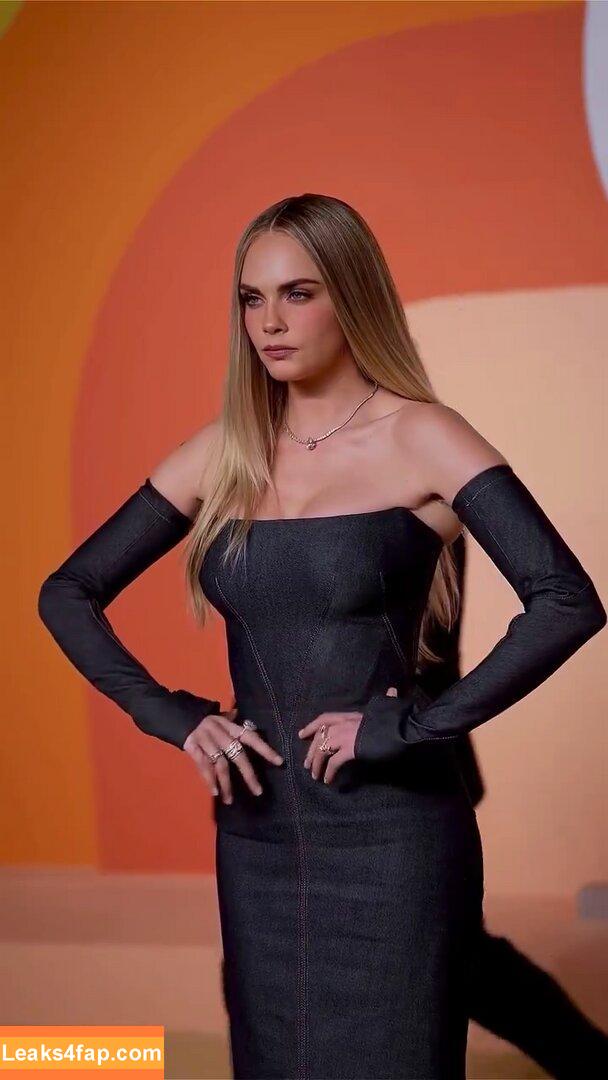 Cara Delevingne / caradelevingne leaked photo photo #2316