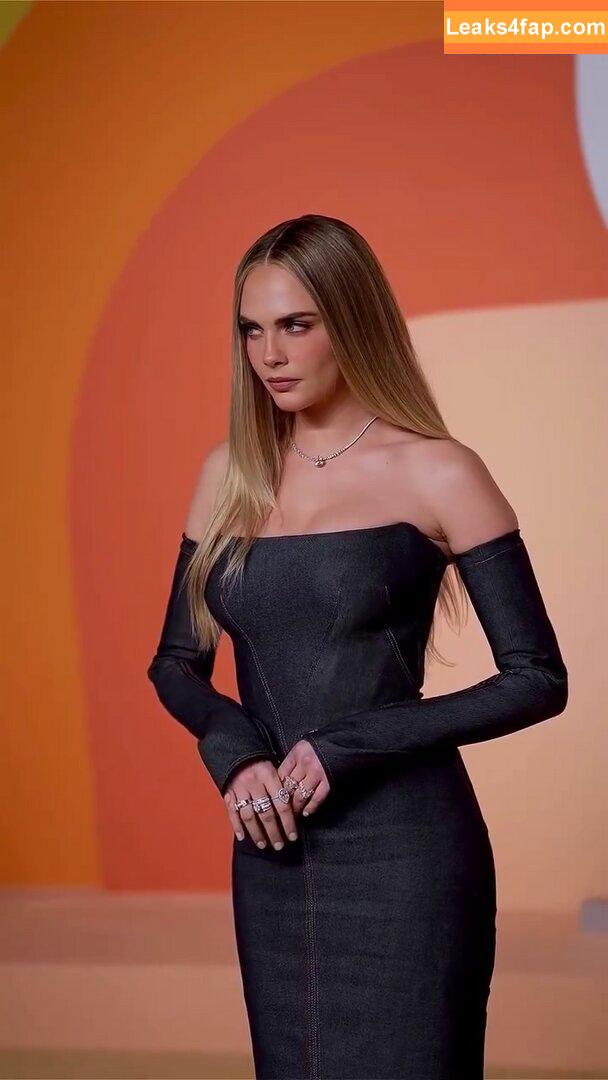 Cara Delevingne / caradelevingne leaked photo photo #2317