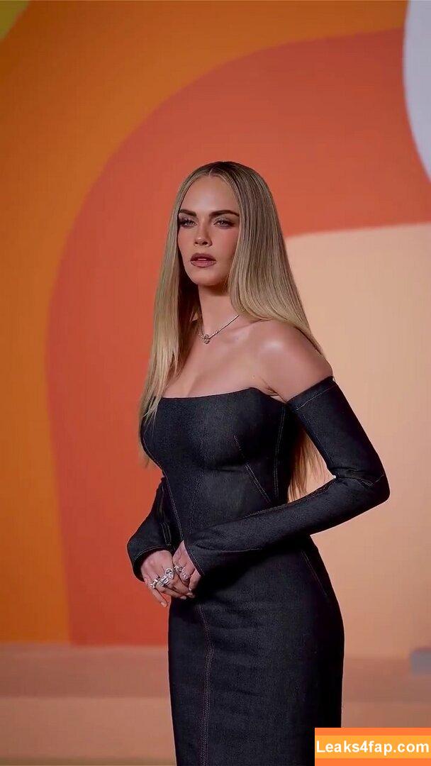 Cara Delevingne / caradelevingne leaked photo photo #2318