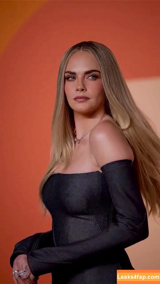 Cara Delevingne / caradelevingne leaked photo photo #2321