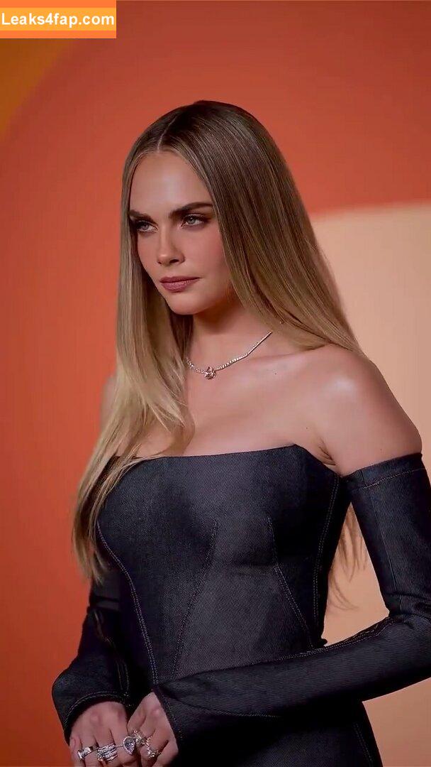 Cara Delevingne / caradelevingne leaked photo photo #2322