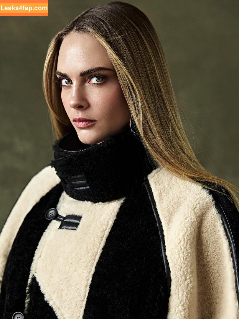 Cara Delevingne / caradelevingne leaked photo photo #2337