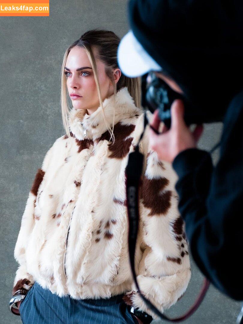 Cara Delevingne / caradelevingne leaked photo photo #2345