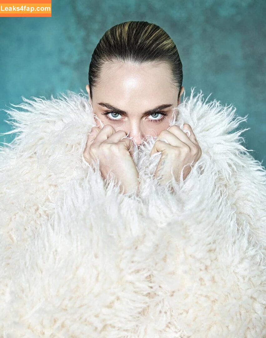 Cara Delevingne / caradelevingne leaked photo photo #2348