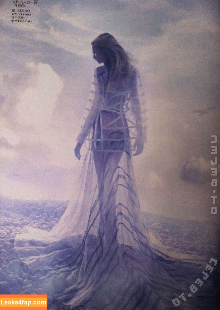 Cara Delevingne / CaraDelevingneOfficialPage / caradelevingne / https: leaked photo photo #2369