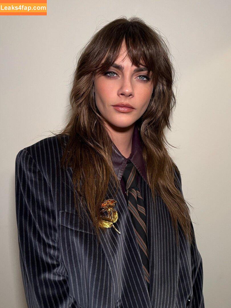 Cara Delevingne / CaraDelevingneOfficialPage / caradelevingne / https: leaked photo photo #2384