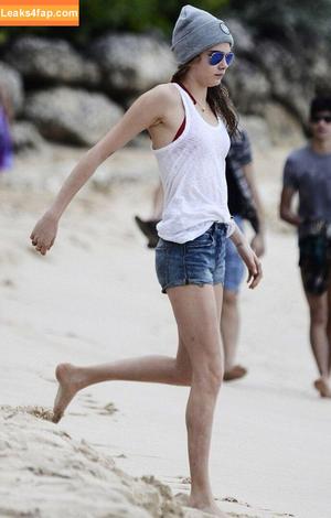 Cara Delevingne photo #2017