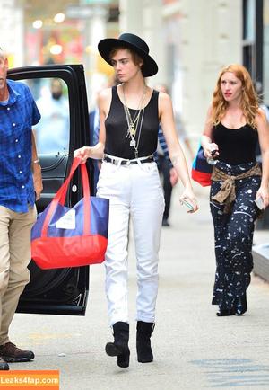 Cara Delevingne photo #2335