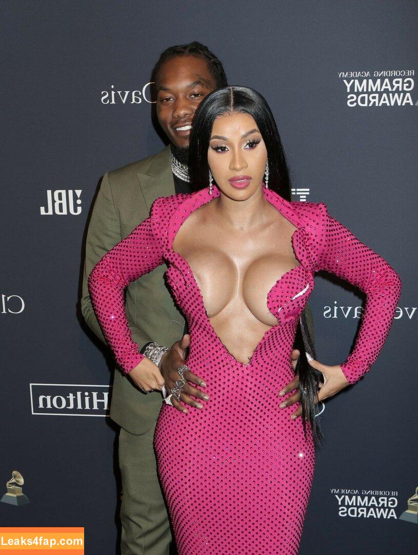 Cardi B / https: / iamcardib leaked photo photo #0037