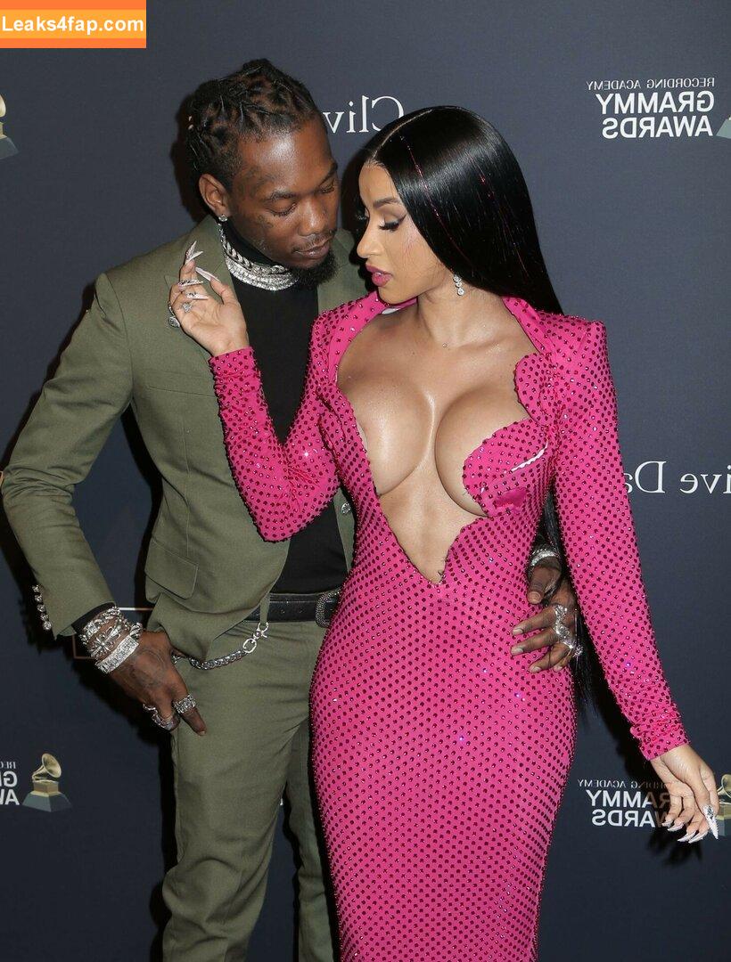 Cardi B / https: / iamcardib leaked photo photo #0040