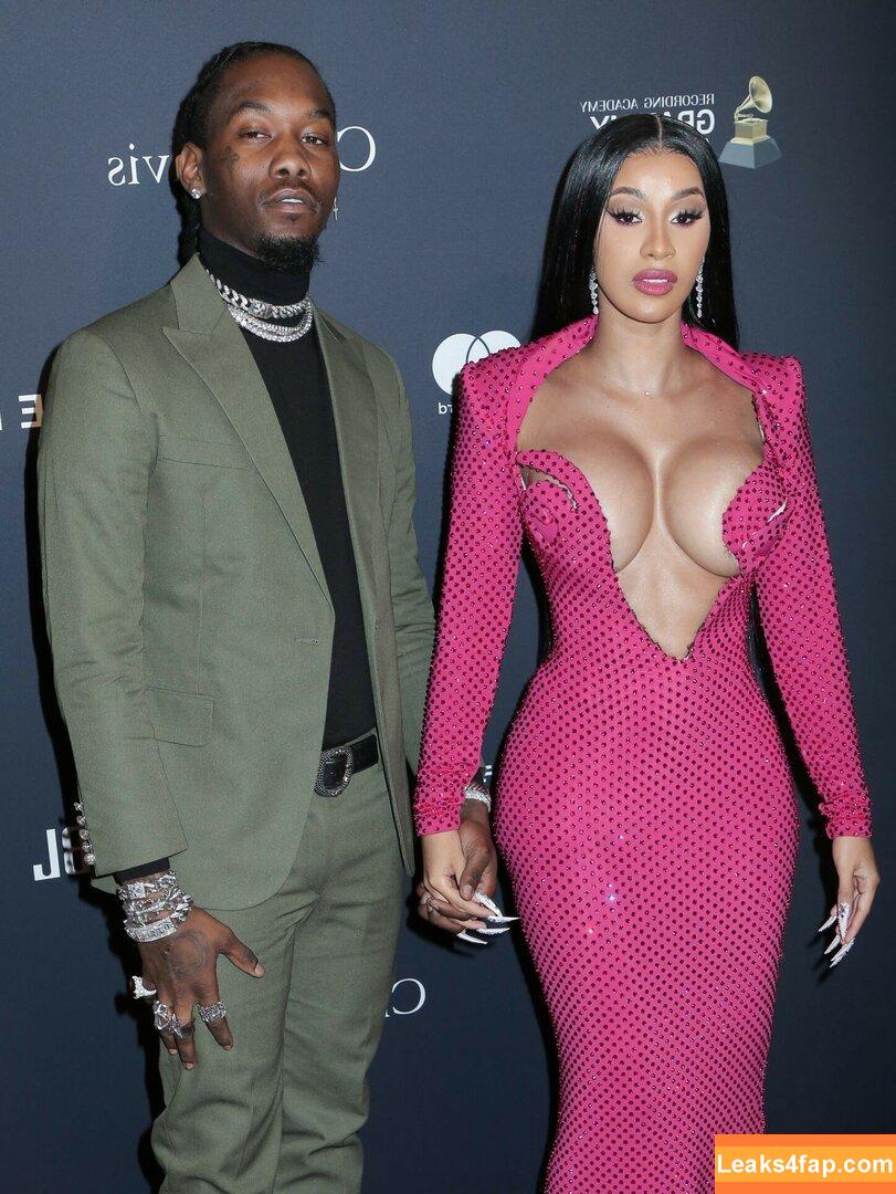 Cardi B / https: / iamcardib leaked photo photo #0045
