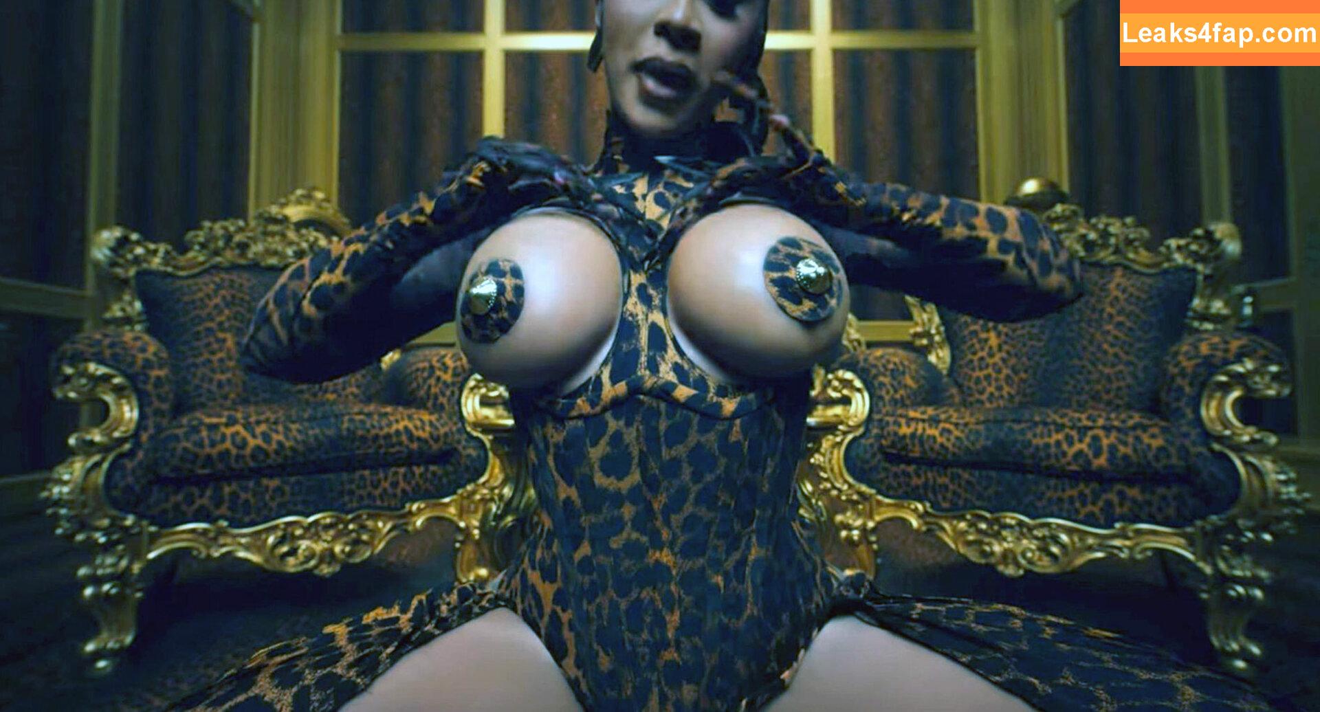 Cardi B / https: / iamcardib leaked photo photo #0070