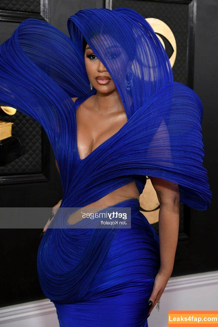 Cardi B / https: / iamcardib leaked photo photo #0077