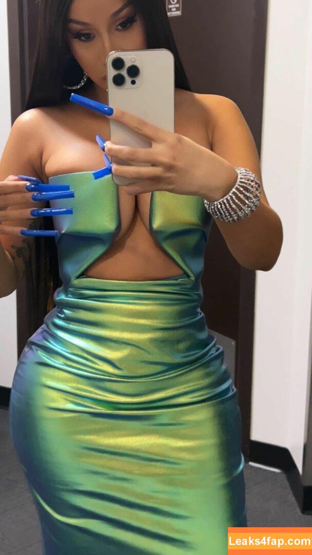 Cardi B / https: / iamcardib leaked photo photo #0083
