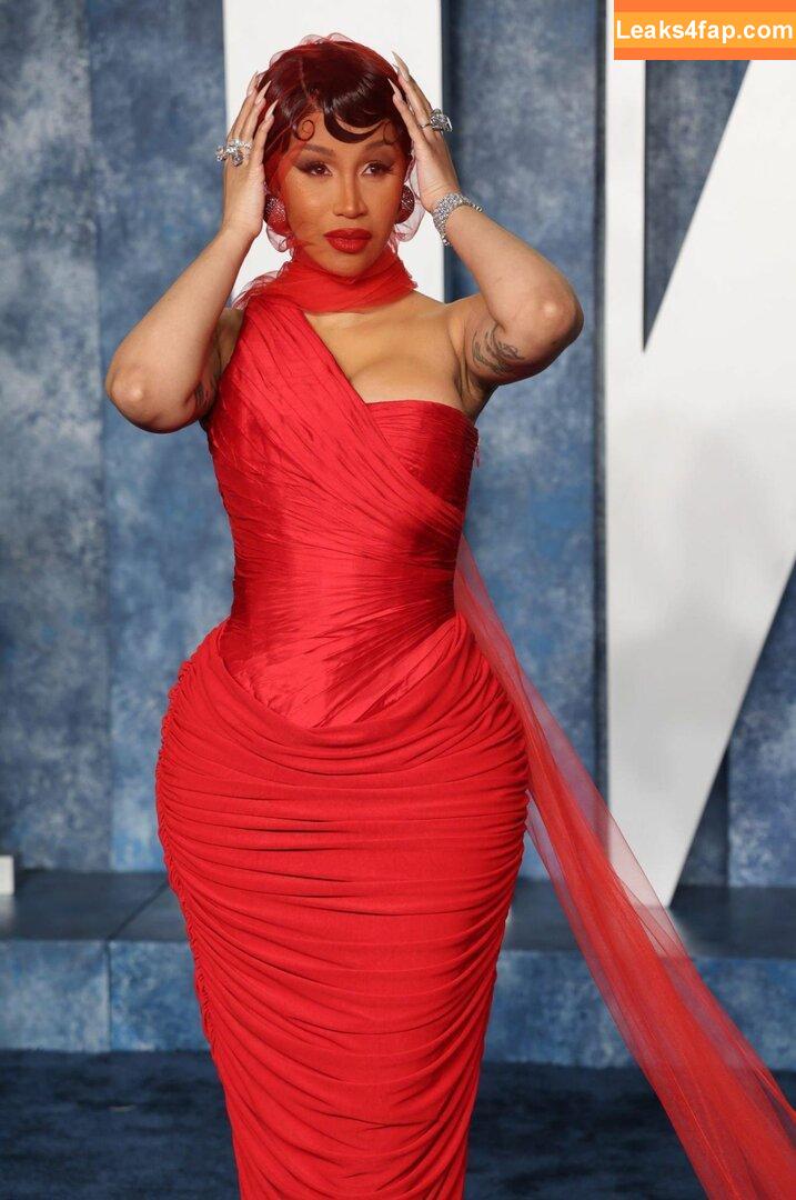 Cardi B / https: / iamcardib leaked photo photo #0109