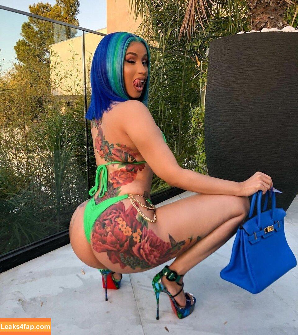 Cardi B / https: / iamcardib leaked photo photo #0111