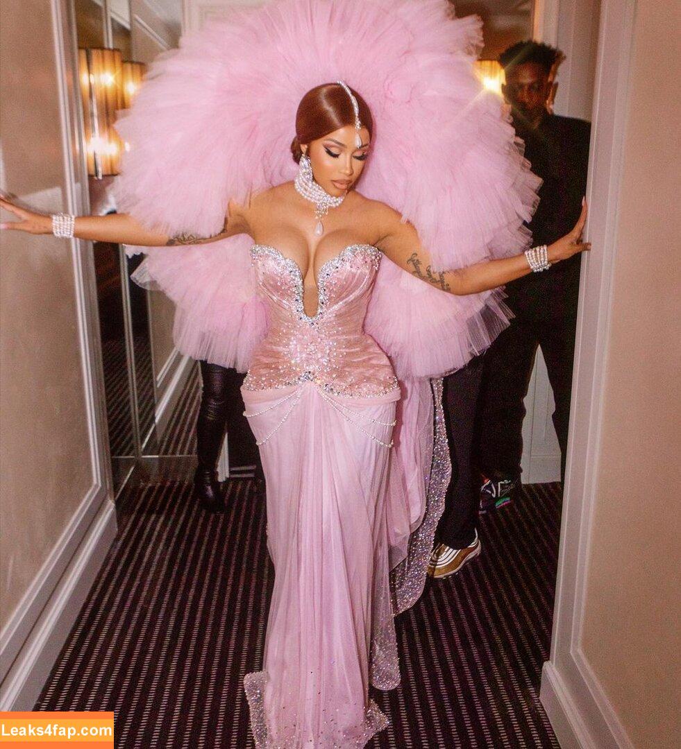 Cardi B / https: / iamcardib leaked photo photo #0128