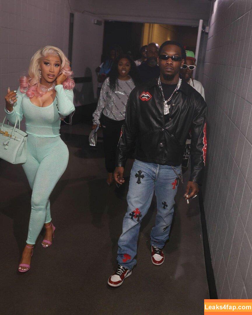 Cardi B / https: / iamcardib leaked photo photo #0199