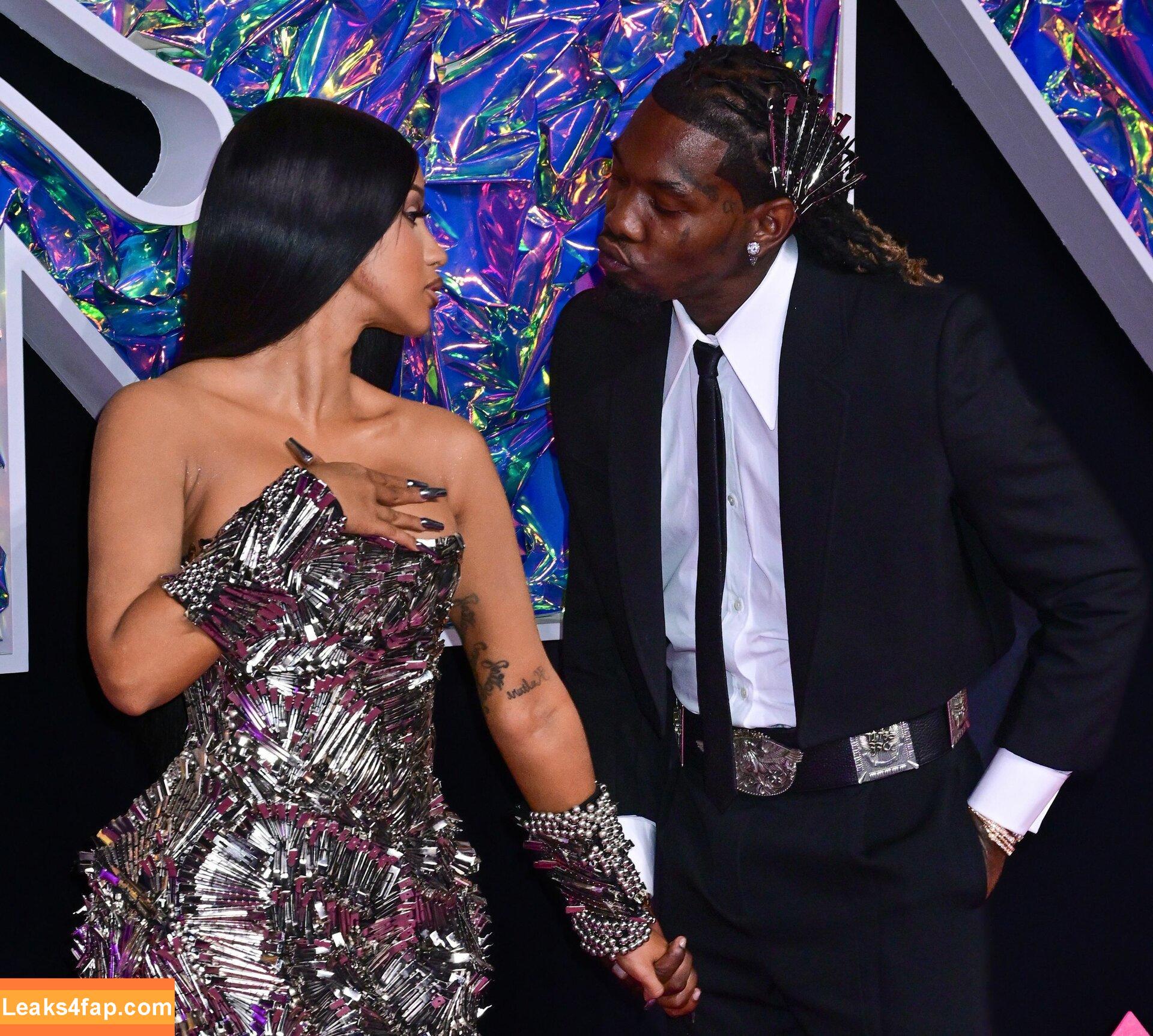 Cardi B / https: / iamcardib leaked photo photo #0252