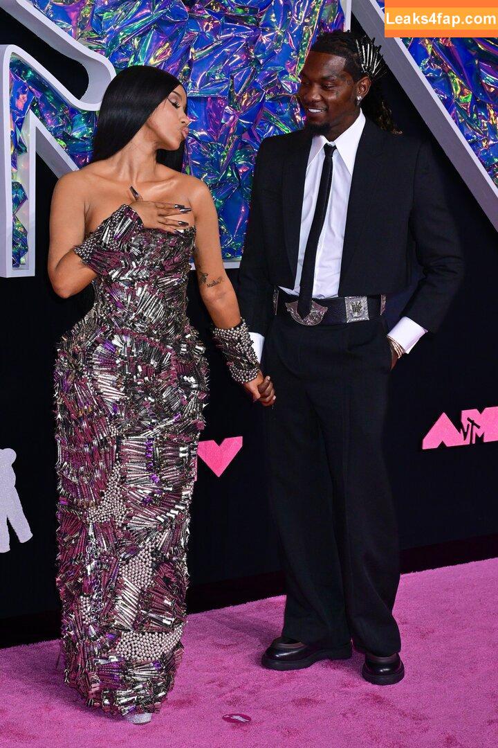 Cardi B / https: / iamcardib leaked photo photo #0253