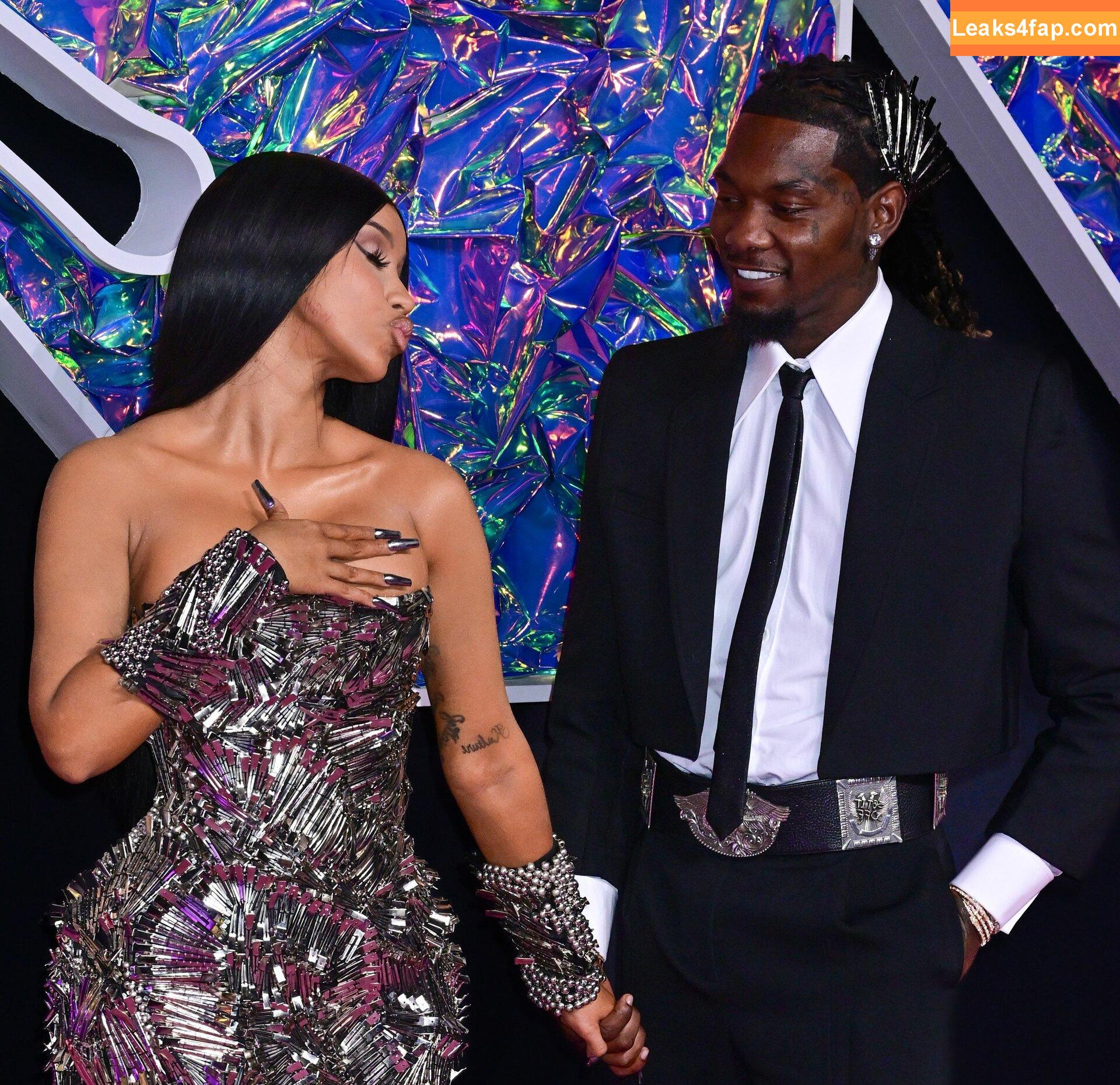 Cardi B / https: / iamcardib leaked photo photo #0254