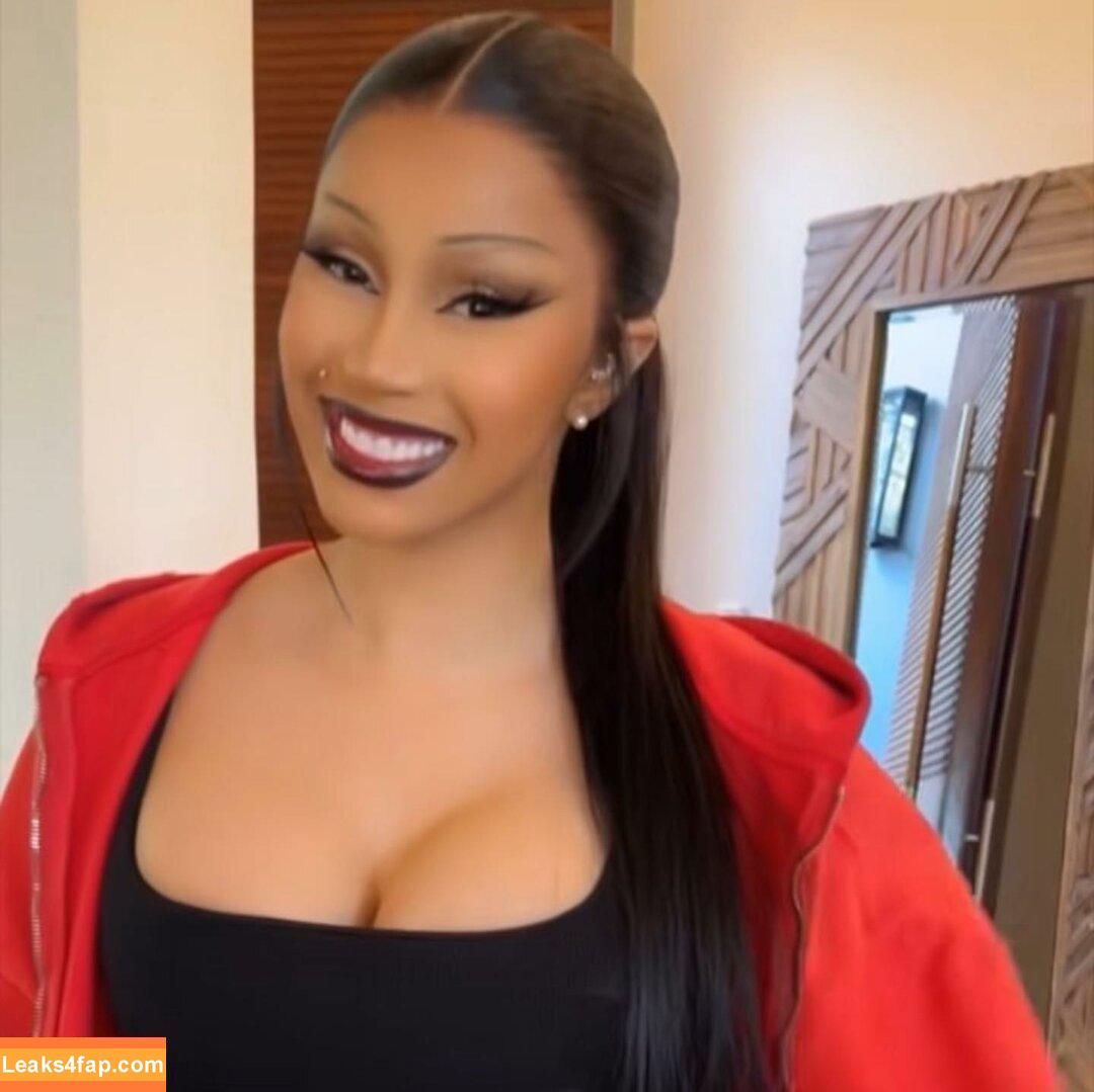 Cardi B / https: / iamcardib leaked photo photo #0326