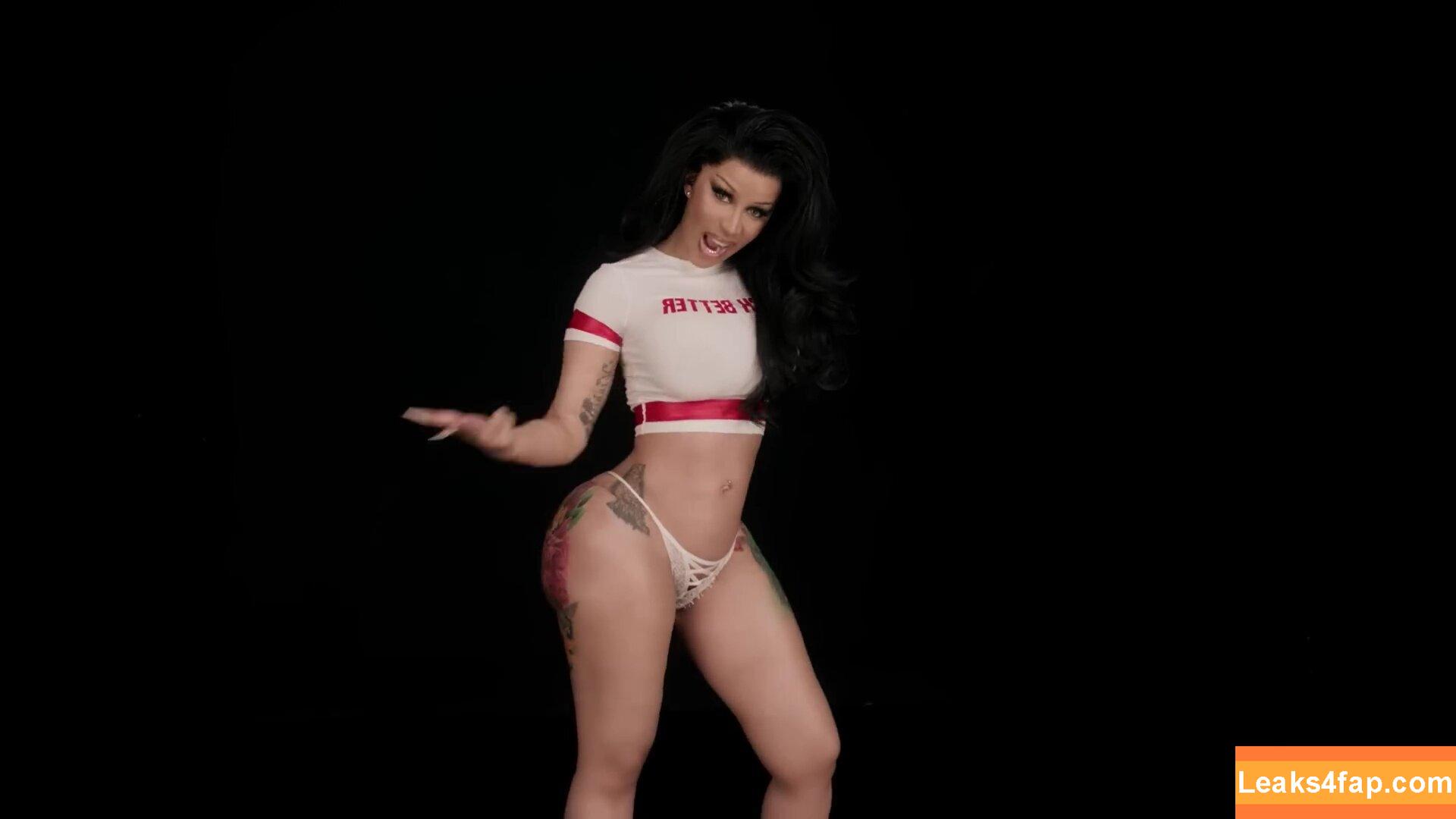 Cardi B / https: / iamcardib leaked photo photo #0336