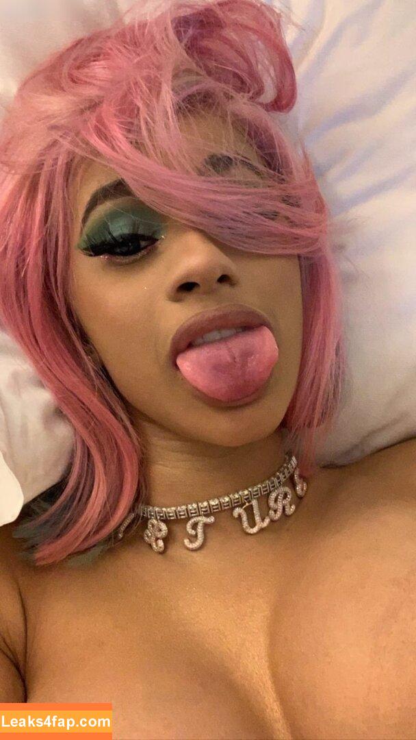 Cardi B / https: / iamcardib leaked photo photo #0409