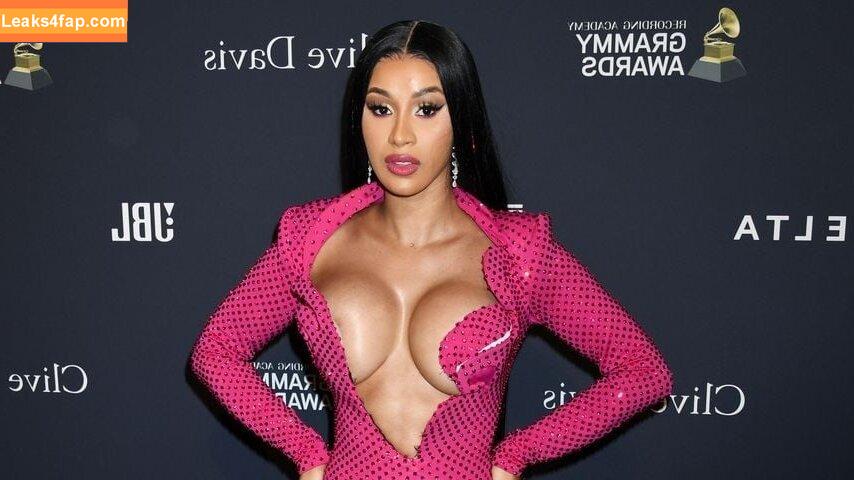 Cardi B / https: / iamcardib leaked photo photo #0424