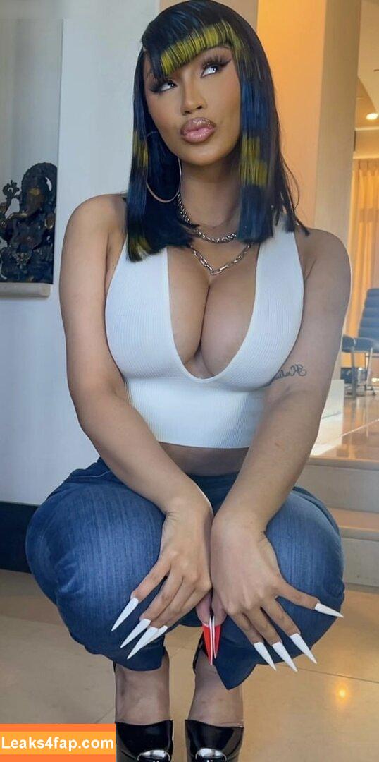 Cardi B / https: / iamcardib leaked photo photo #0428