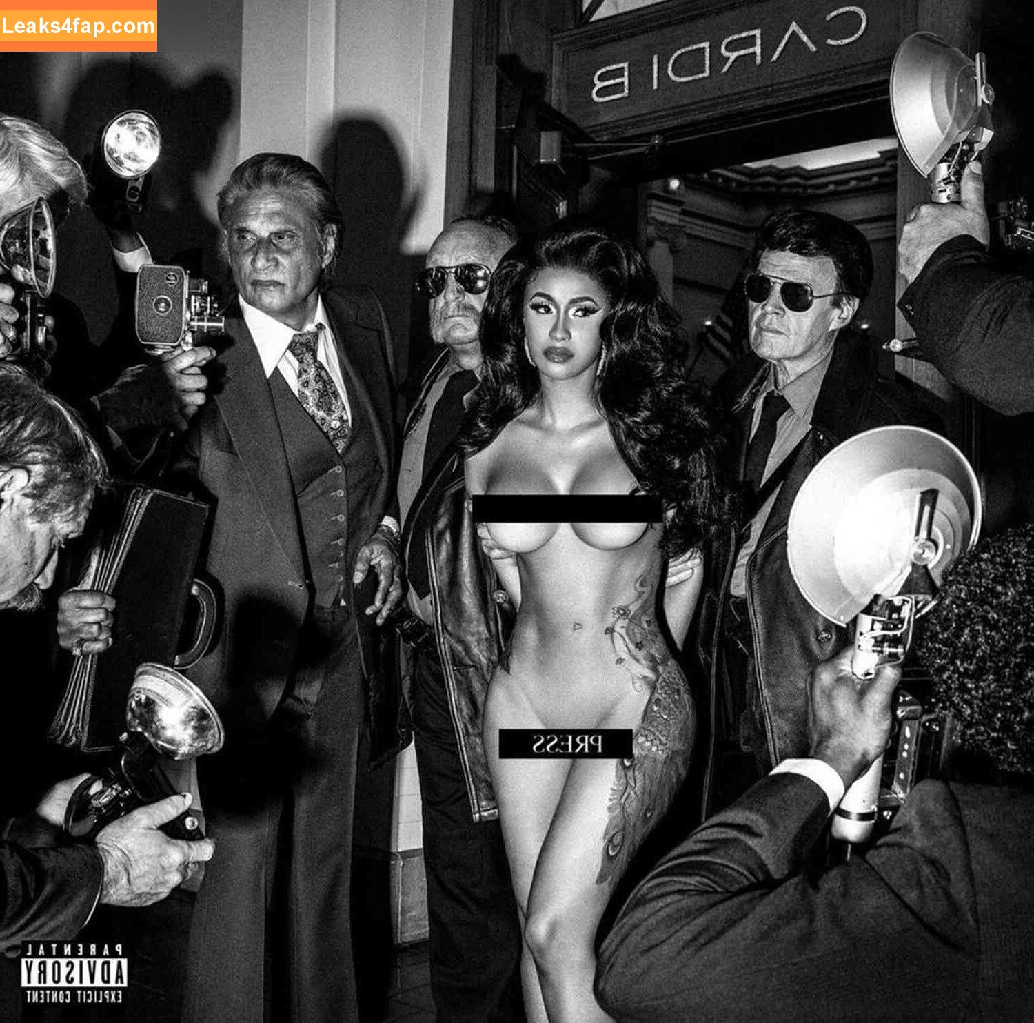 Cardi B / https: / iamcardib leaked photo photo #0450