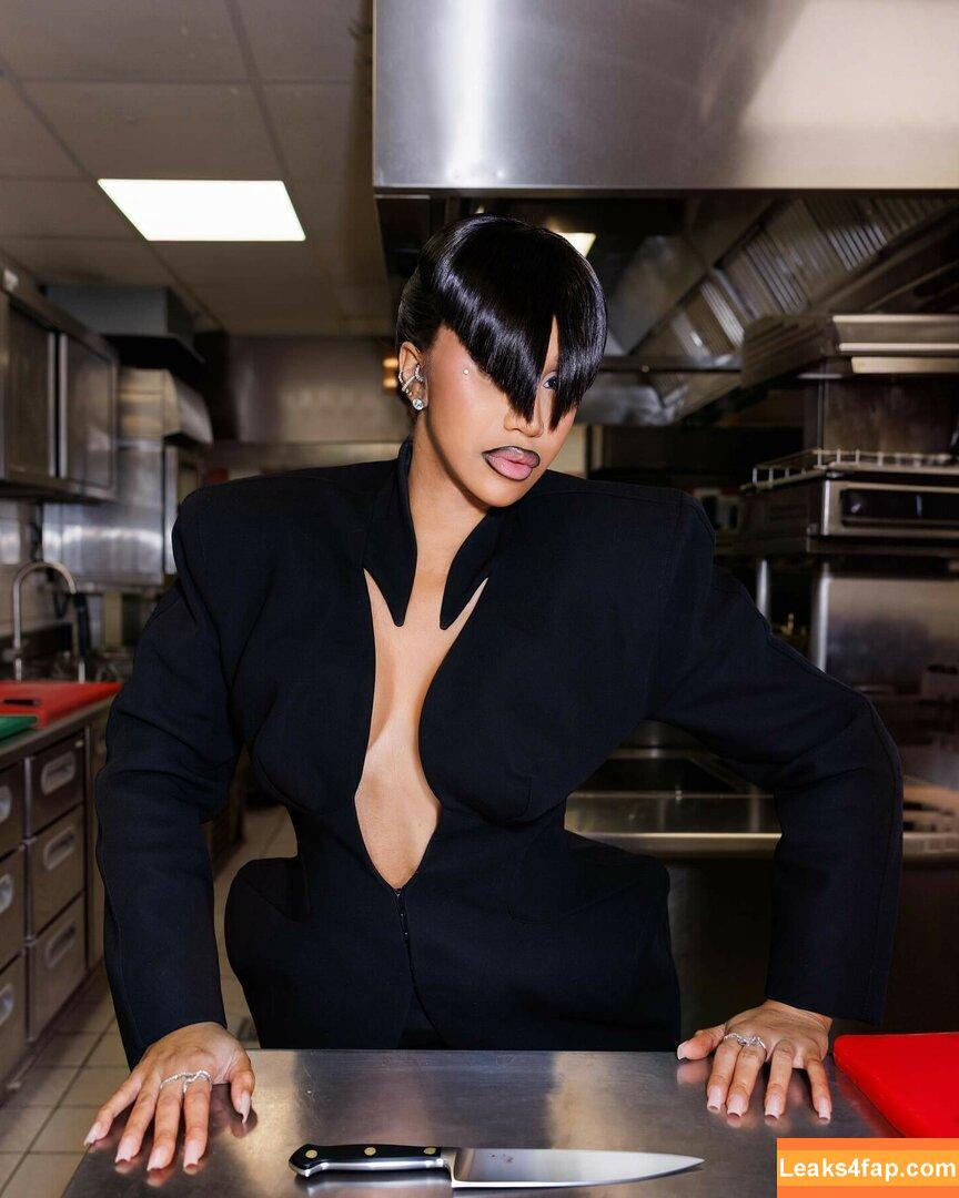 Cardi B / iamcardib leaked photo photo #0581