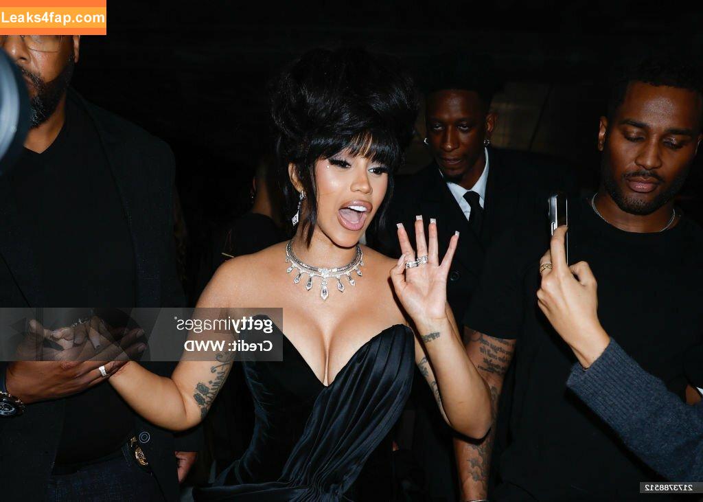 Cardi B / iamcardib leaked photo photo #0588