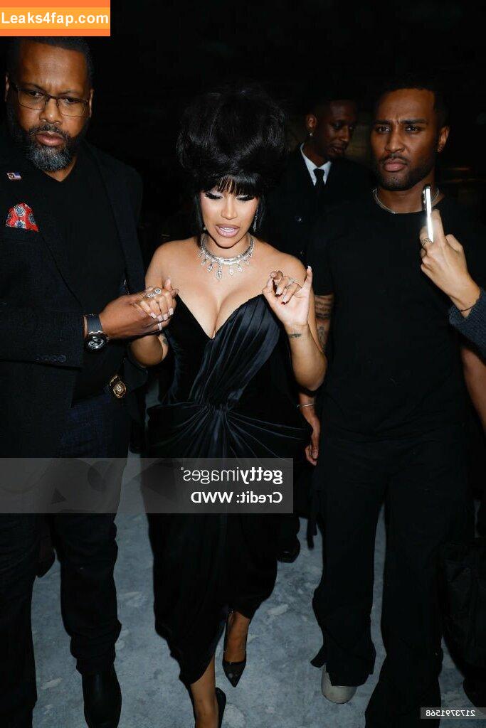 Cardi B / iamcardib leaked photo photo #0590