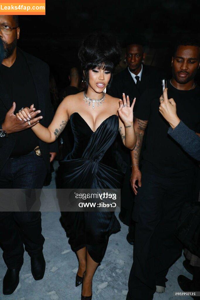 Cardi B / iamcardib leaked photo photo #0591