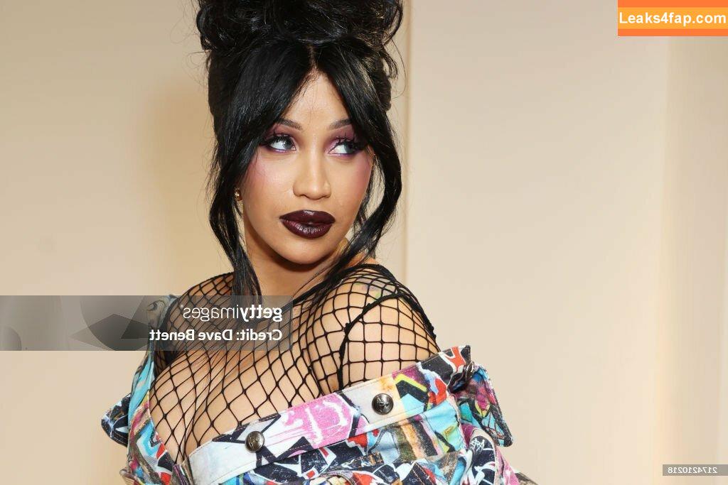 Cardi B / iamcardib leaked photo photo #0600