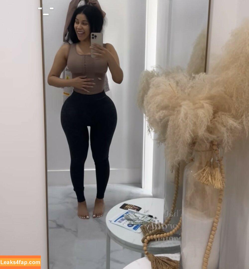 Cardi B / iamcardib leaked photo photo #0633
